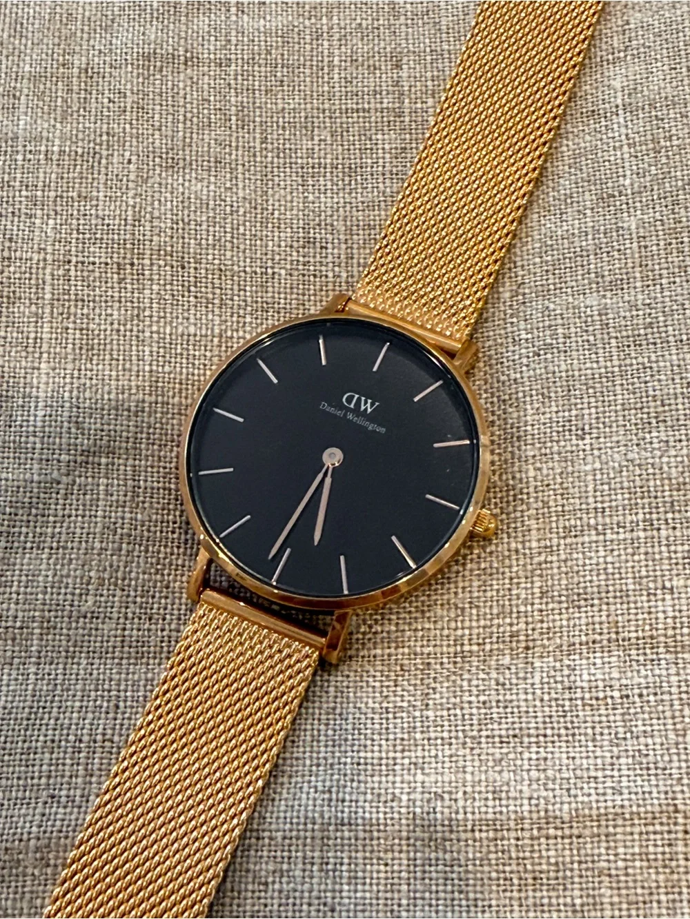 Daniel Wellington Petite Melrose Black Rose Gold